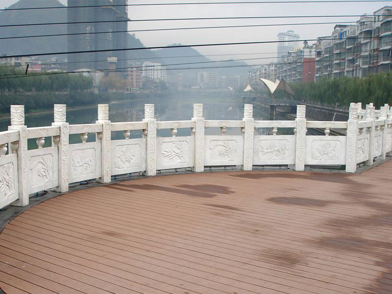 城市护城河桥面石栏杆