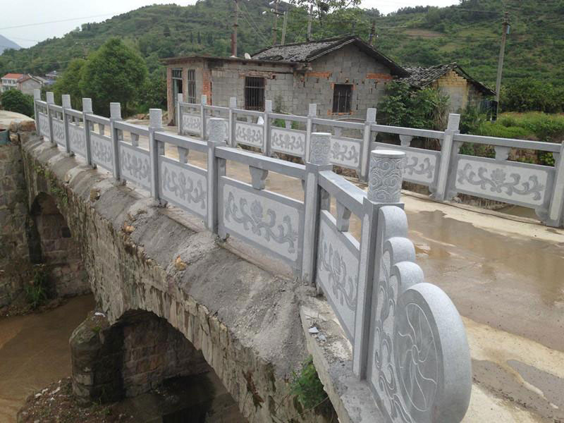 村庄花岗岩桥面石栏杆